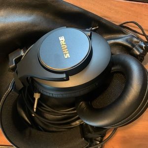 Shure professional monitoring headphones